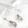 Daisy Charm AirPods Chain Necklace