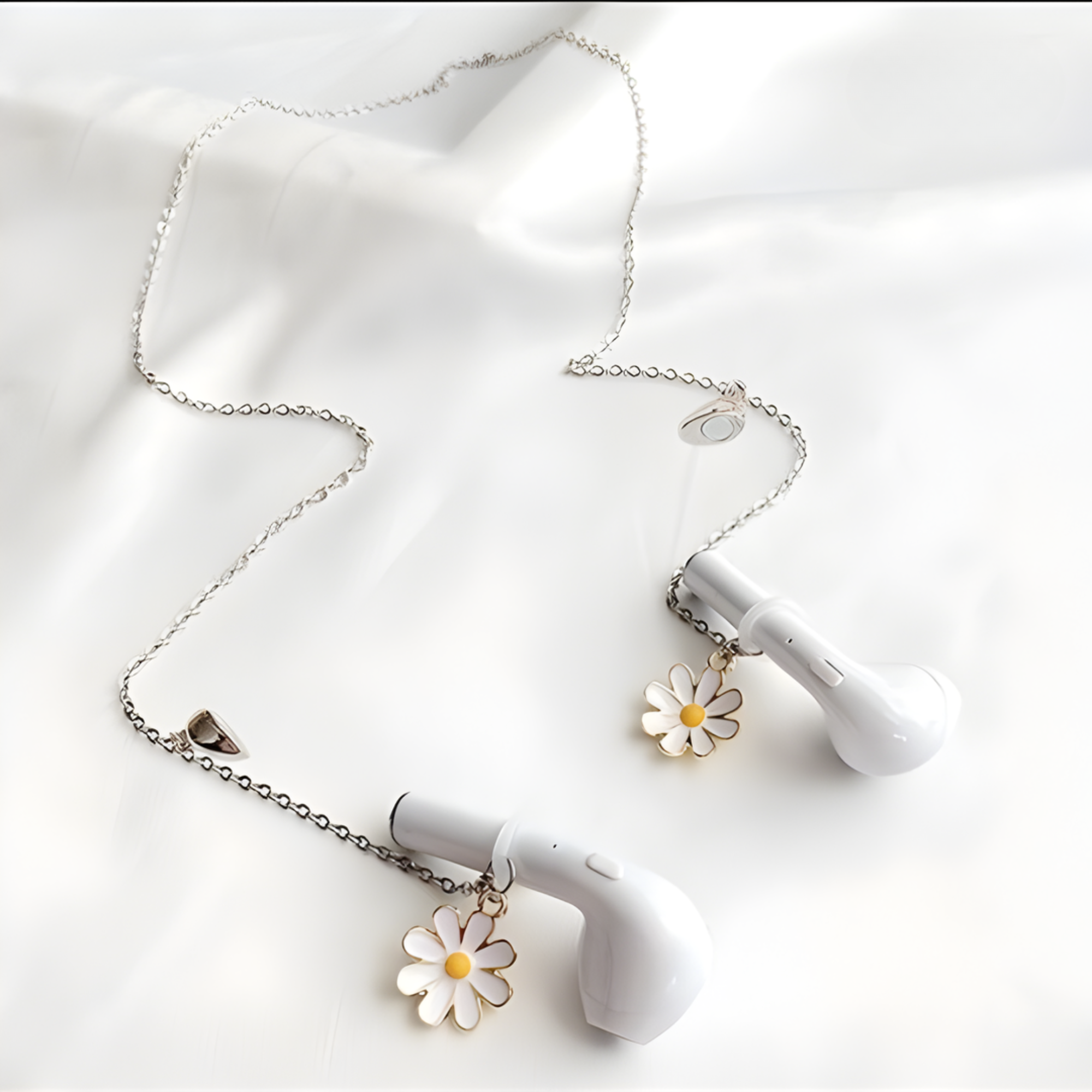 Daisy Charm AirPods Chain Necklace